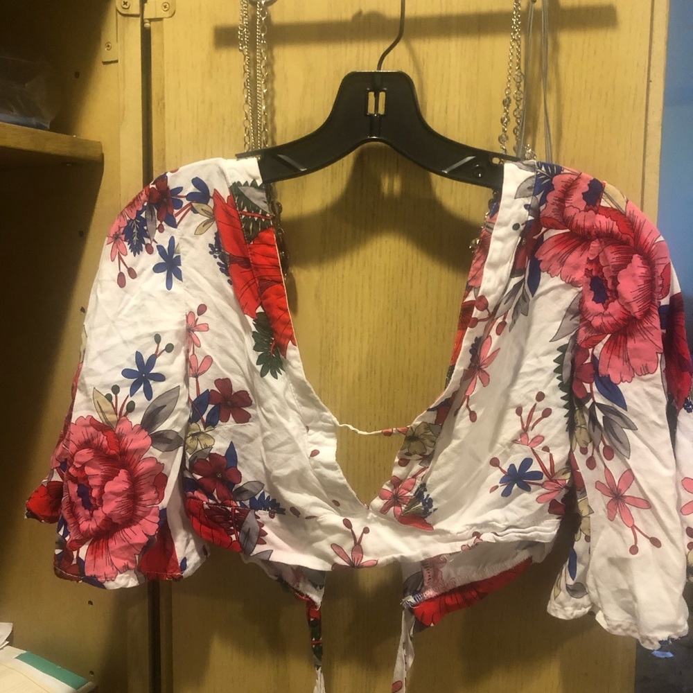 Cropped Floral Zaful Top